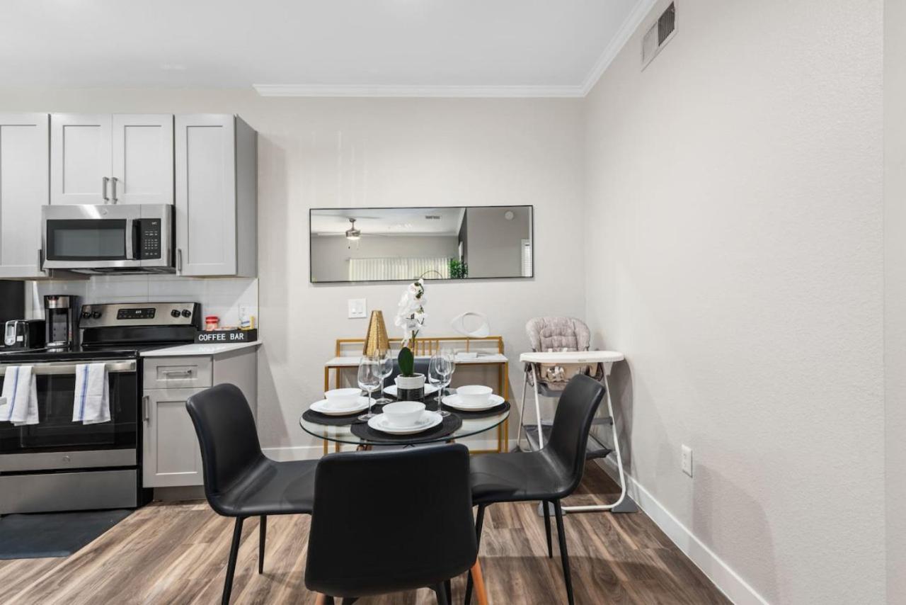Chic 1br - Scottsdale, Pet-friendly, Sunrise Peak Apartment